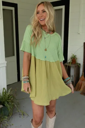 Budding Beauty Tunic Dress - Kiwi