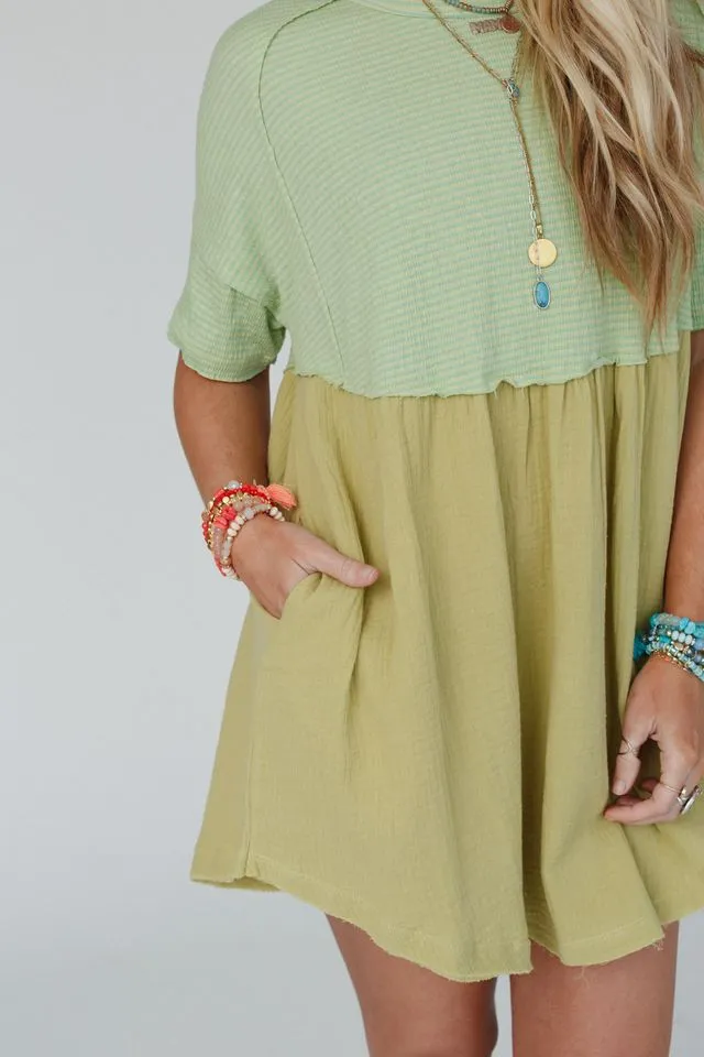 Budding Beauty Tunic Dress - Kiwi