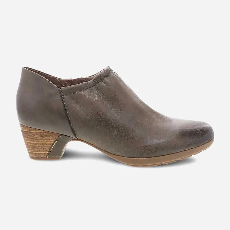 Dansko Debbie