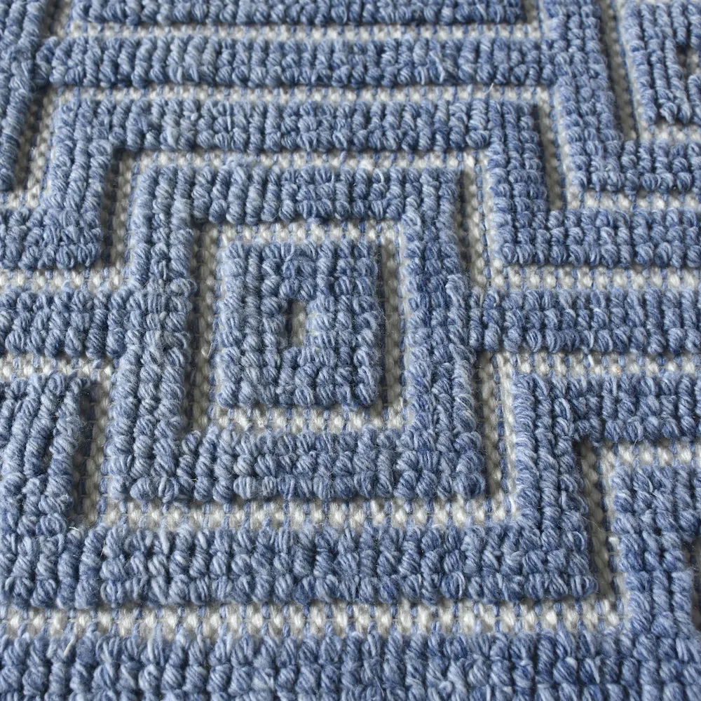 Lenen Textured Blue Rug