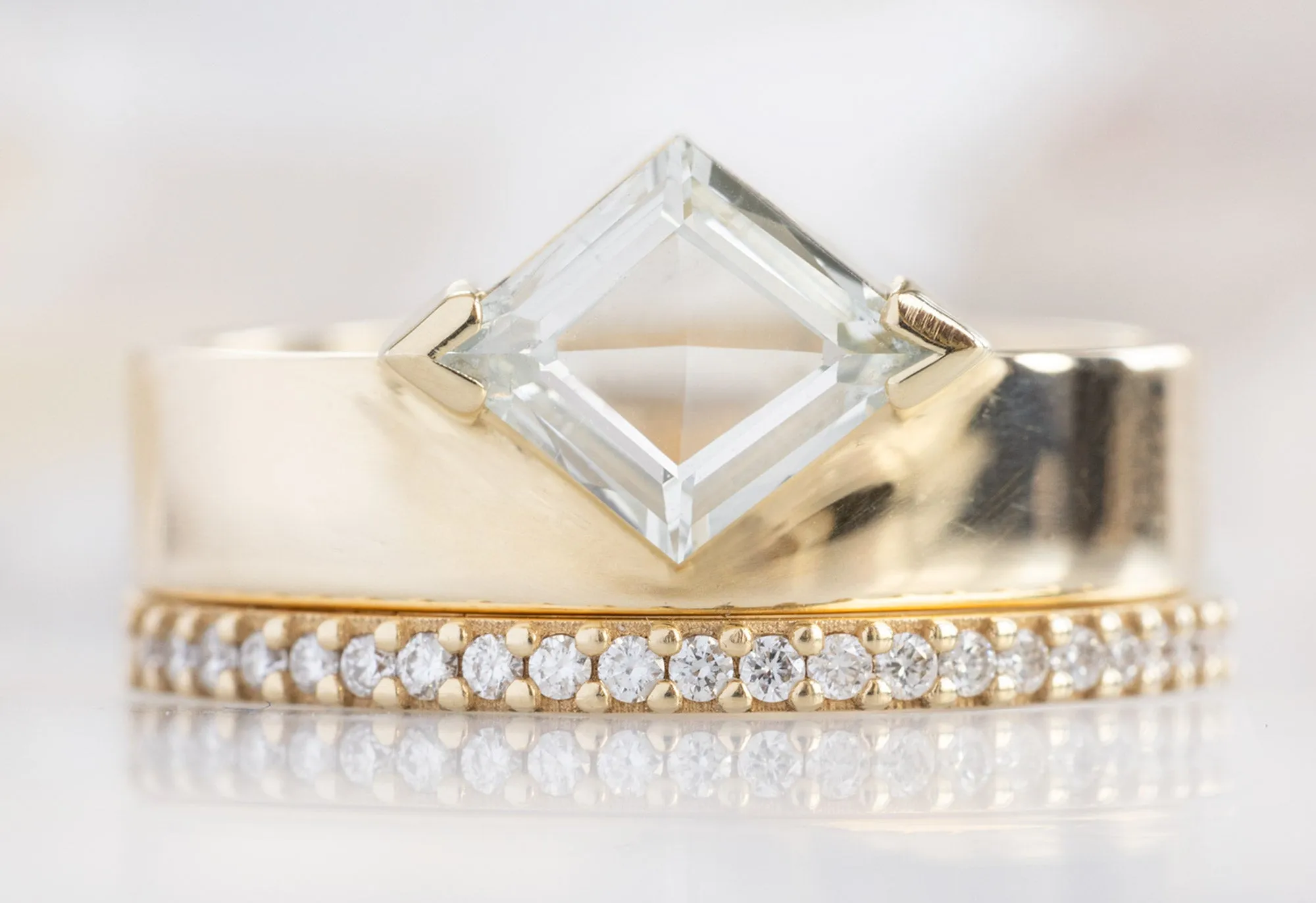 The Cigar Band with a Kite-Shaped White Diamond