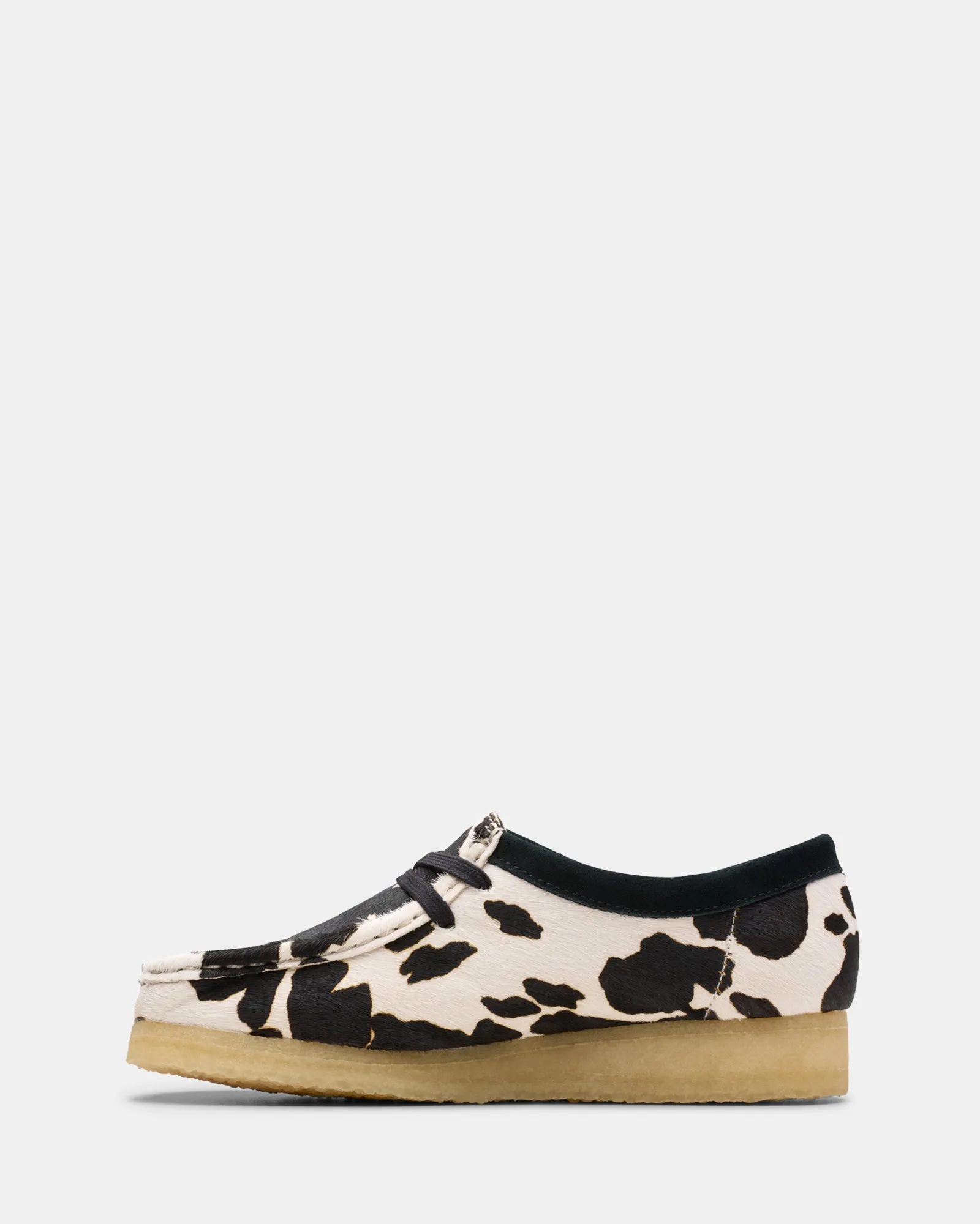 Wallabee. (W) Black Cow Print