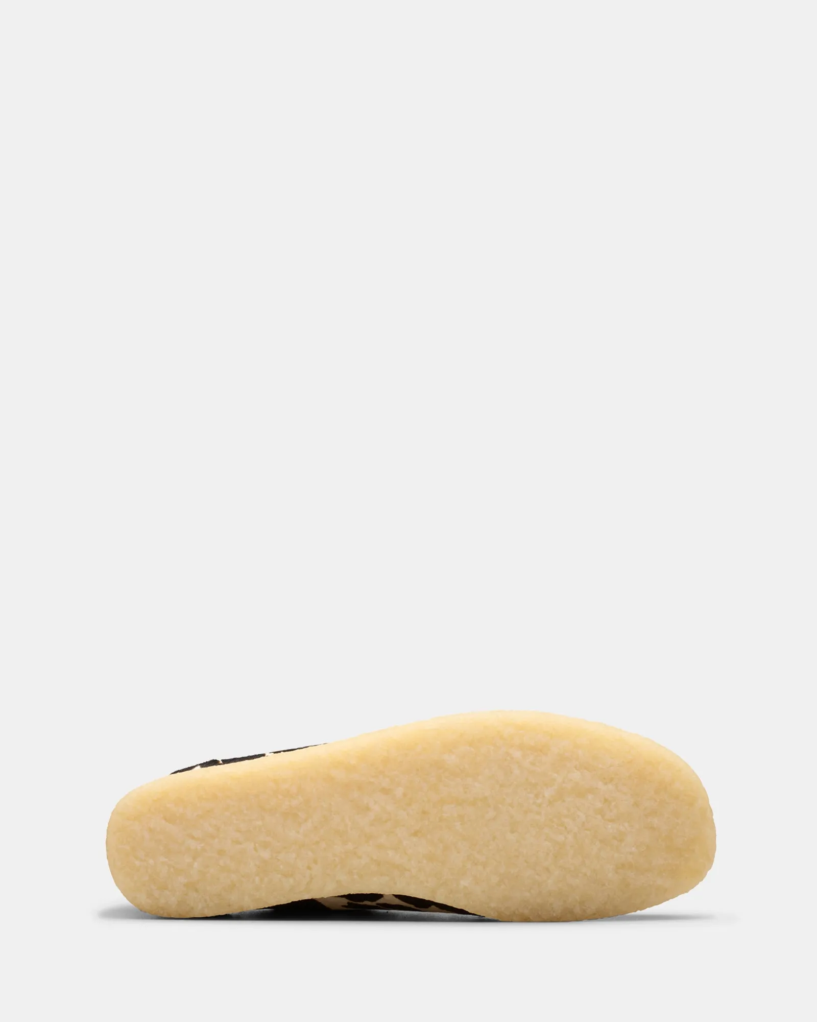 Wallabee. (W) Black Cow Print