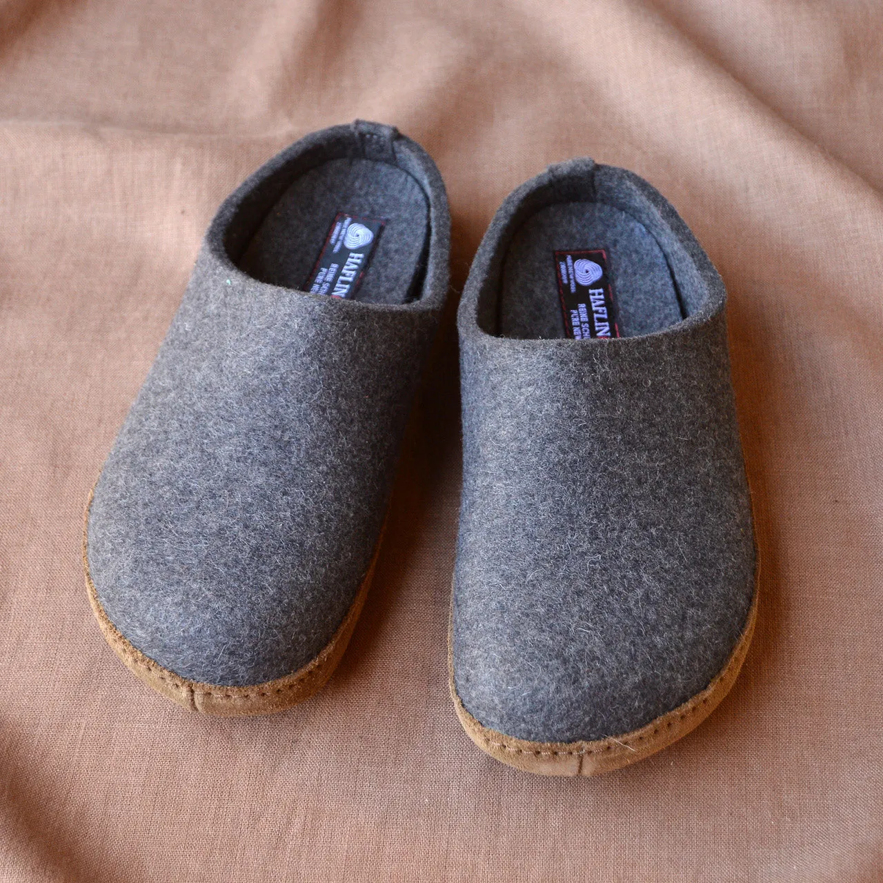 Wool Felt Slippers - Toffel - Anthracite (Adults 36-46) *Returning 2025
